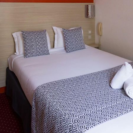 Hotel De Paris La Defense Пюто Екстер'єр фото