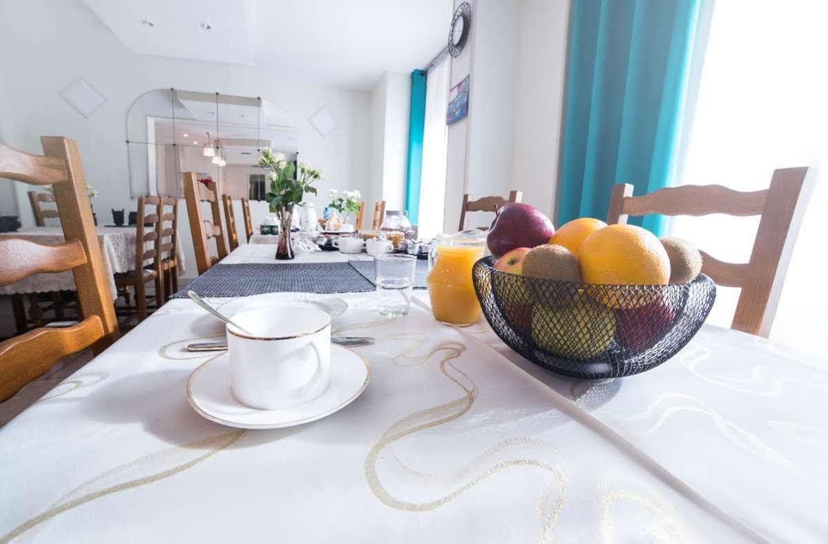 Hotel De Paris La Defense Пюто Екстер'єр фото