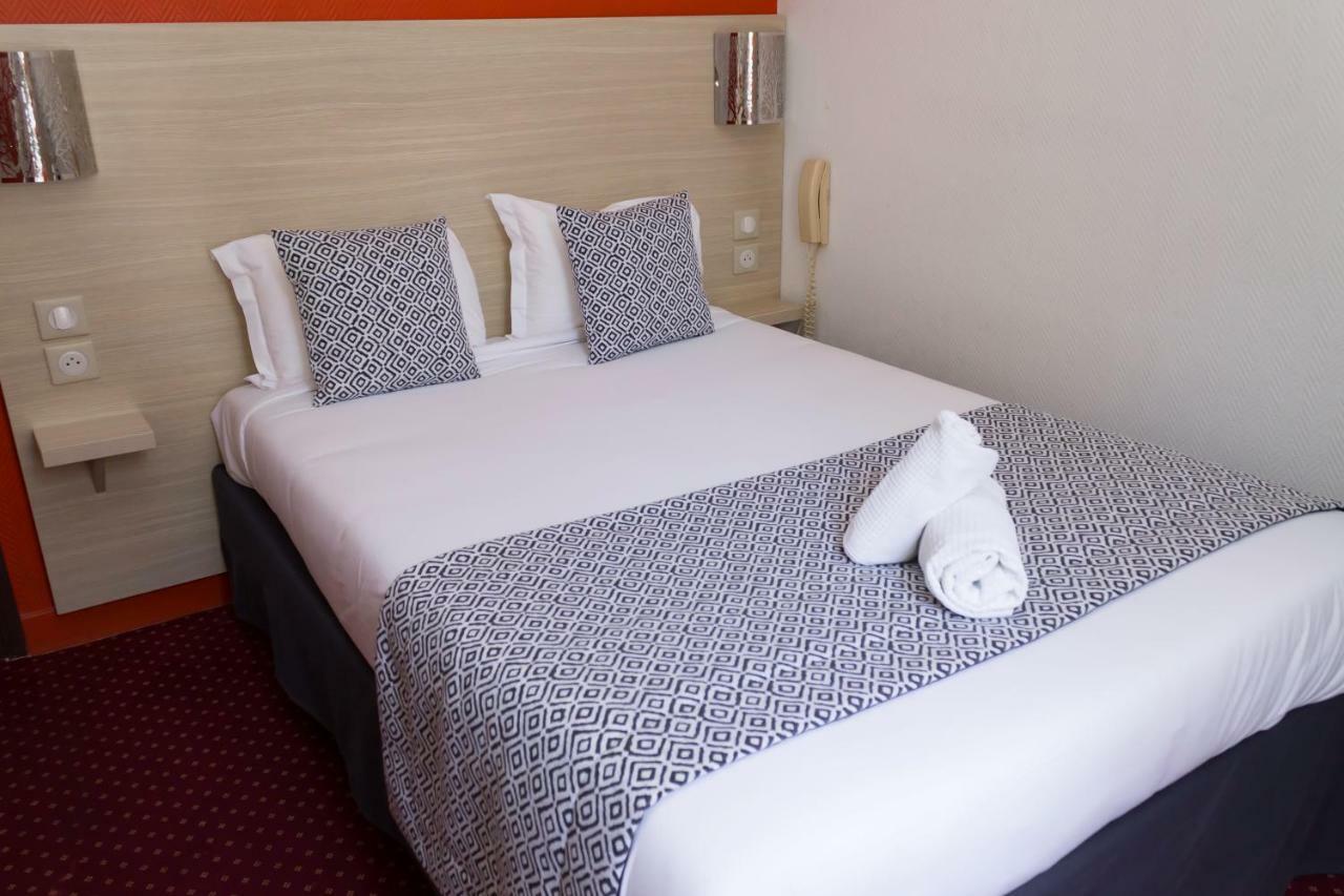 Hotel De Paris La Defense Пюто Екстер'єр фото