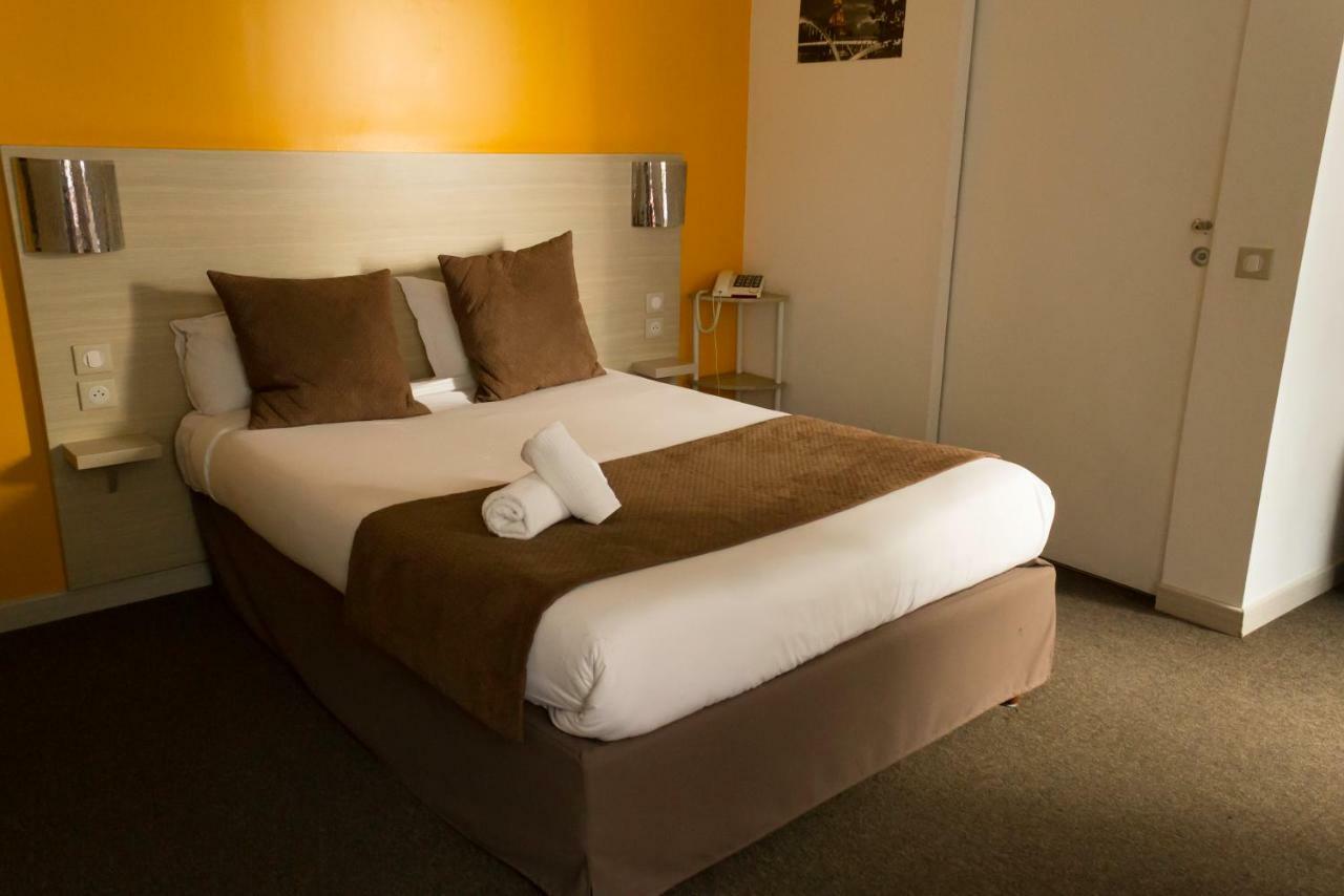 Hotel De Paris La Defense Пюто Екстер'єр фото